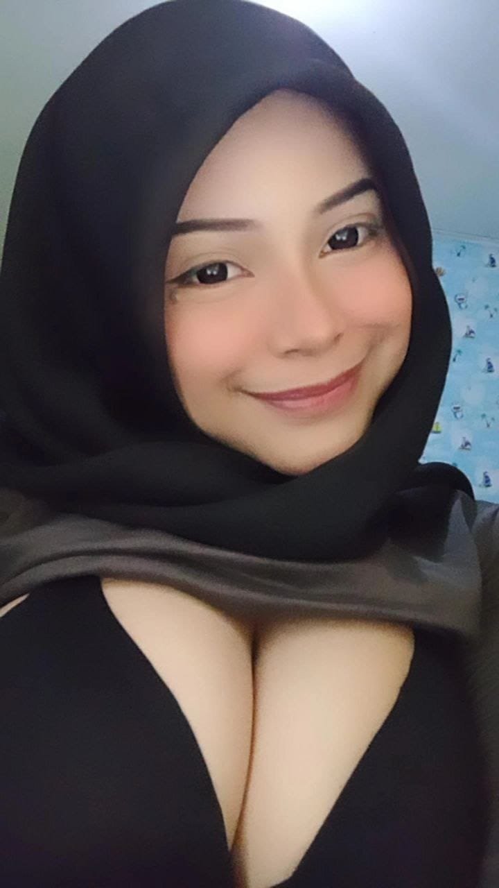 Lina Hijab Tobrut Remas Nenen + Colmek! 1 JOINTELEGRAM@bokepviral72 06