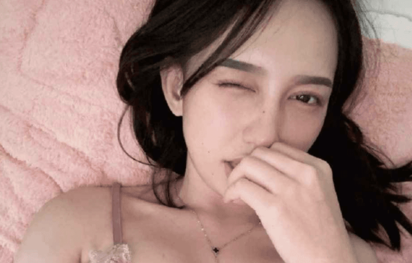 Emmavllryn Konten Eksklusife Selfie Nude! PART 2