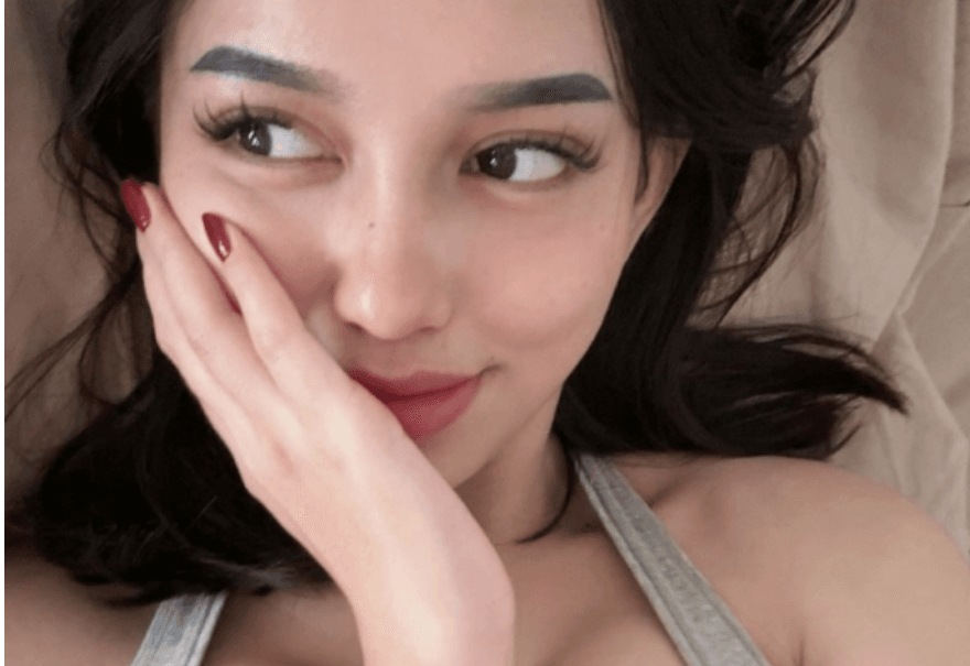 Emmavllryn Konten Eksklusife Selfie Nude! PART 1