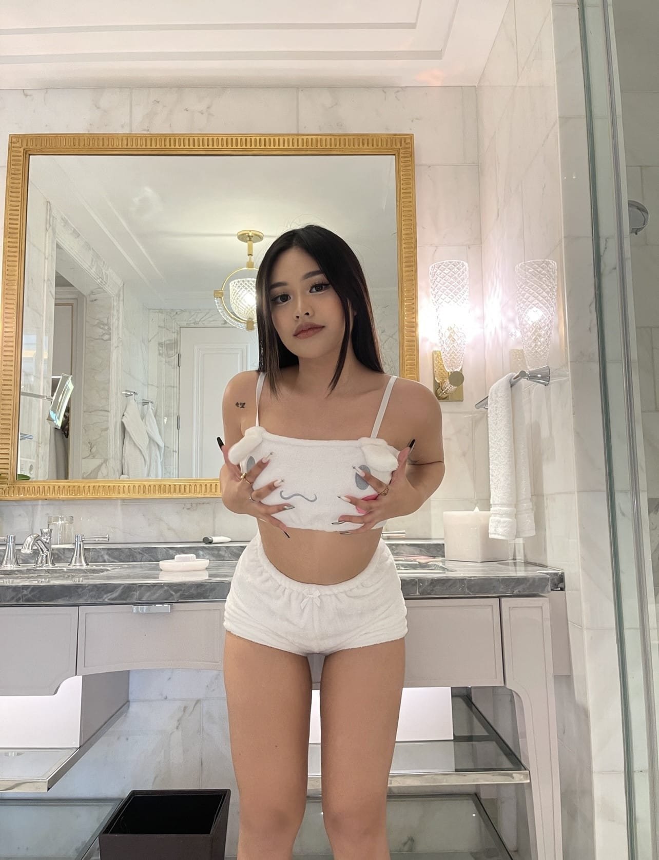 Annette Monsouleil Konten Eksklusif Edisi KAmar Mandi 1 leaksmaster69.cyou 165