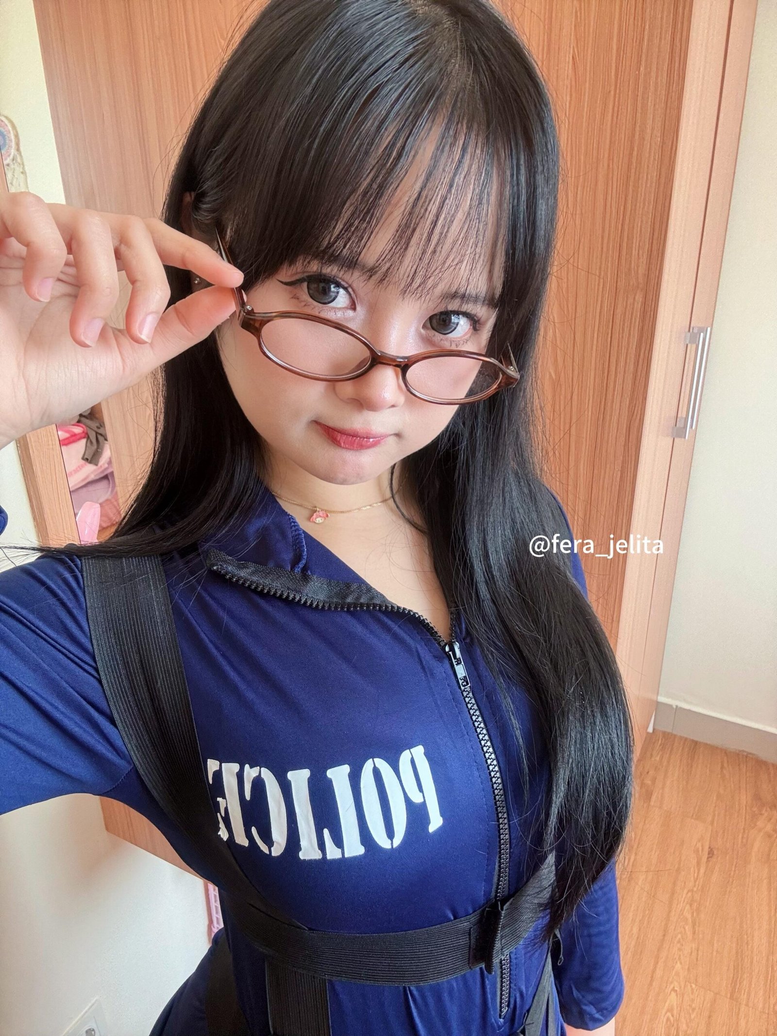 Fera Jelita - Polisi Biru , SEXY POLL! 17 18 website by Kawai.vip scaled